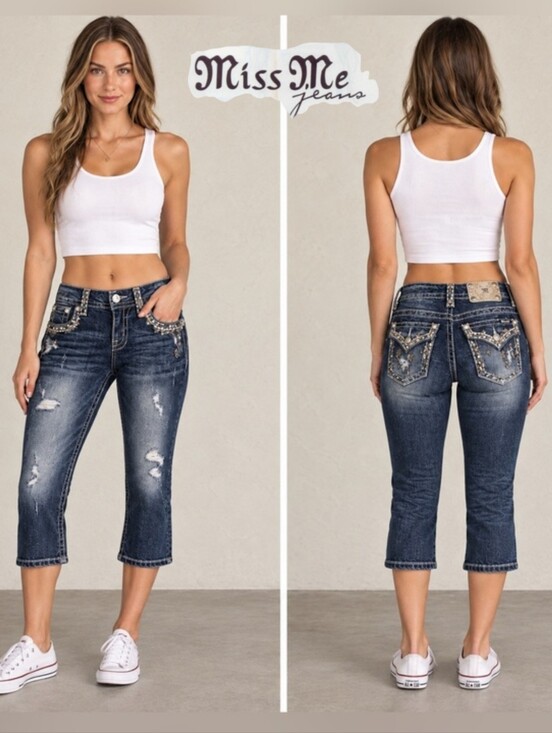 Miss Me Denim - Miss Me Easy Crop Distressed Denim Capri Jeans JE5846EC3 Bling Flap Pocket